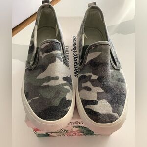 Tommy Bahama Camo Slip-On Sneakers